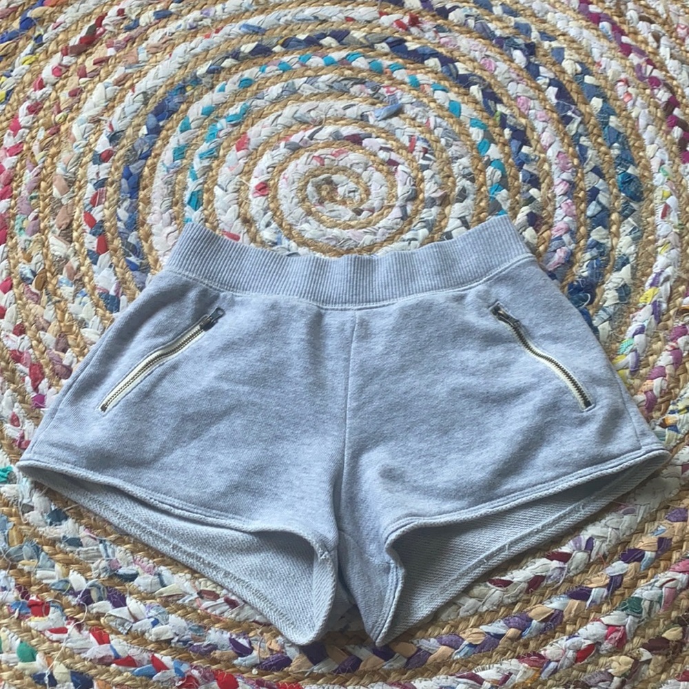 Grey aerie sweat shorts with zippers!